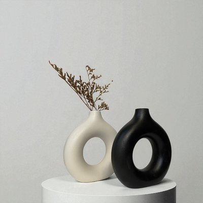 Ovalo Modern Donut Vases