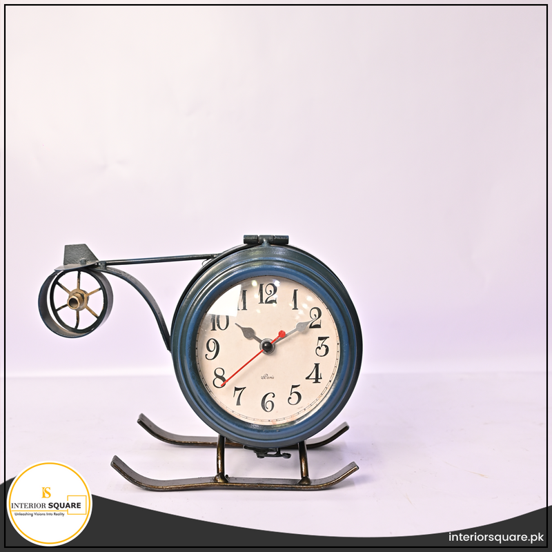 Vintage Noir Shield Table Clock