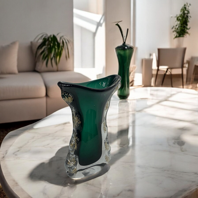 Forest Green Wave-Edge Glass Vase