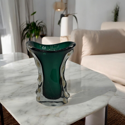 Forest Green Wave-Edge Glass Vase
