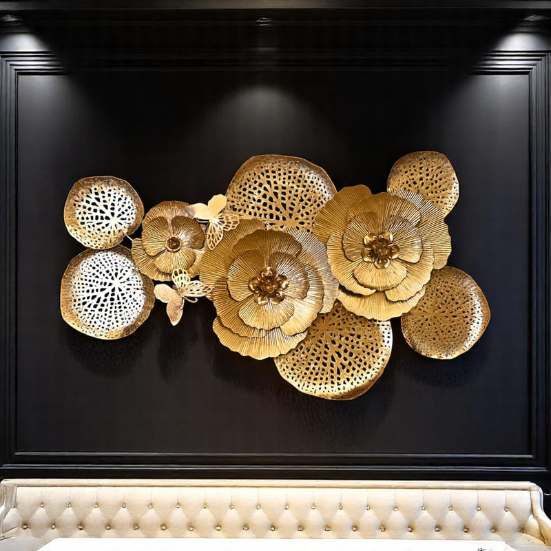 Traditional Wall Hanging Motive