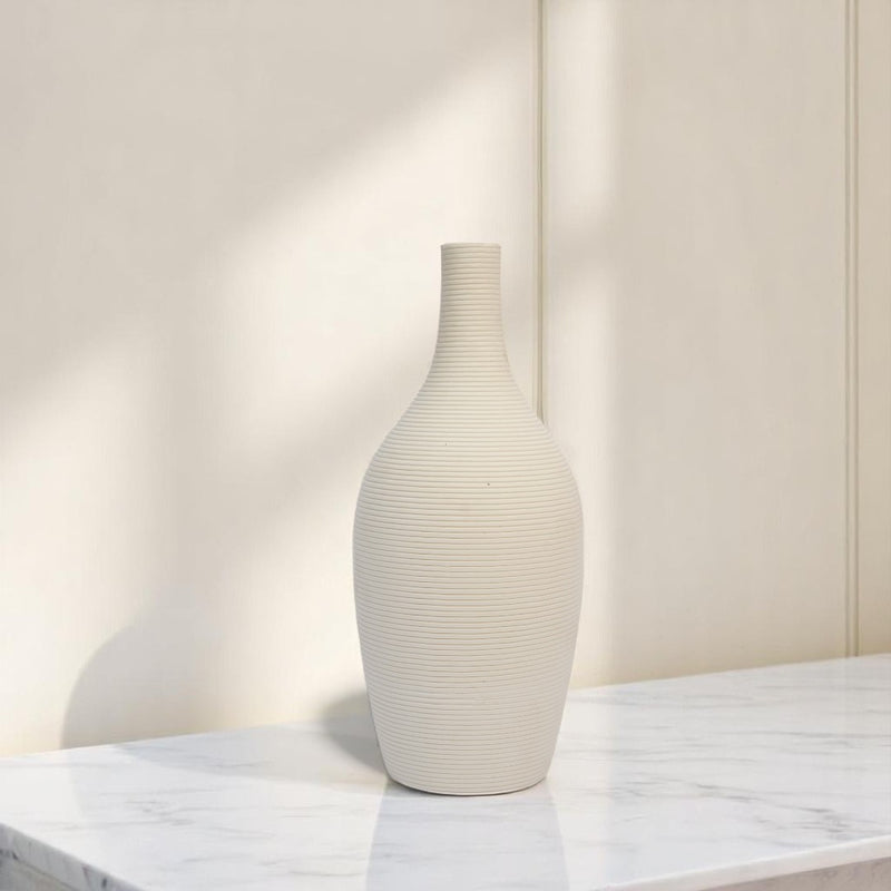Ivory Whirl Ceramic Vase set