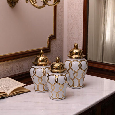 Elegance White-Gold Porcelain Urn