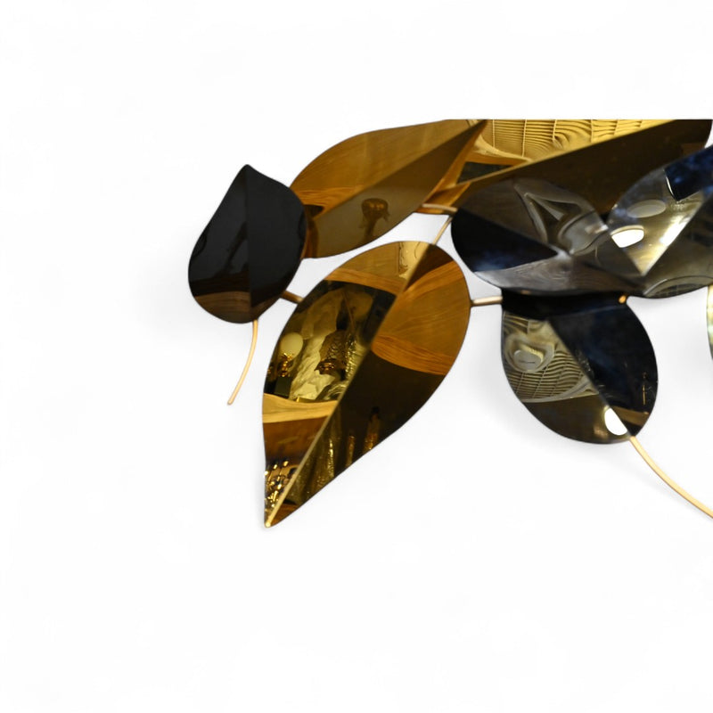 Metallic Leaf Wall Motive