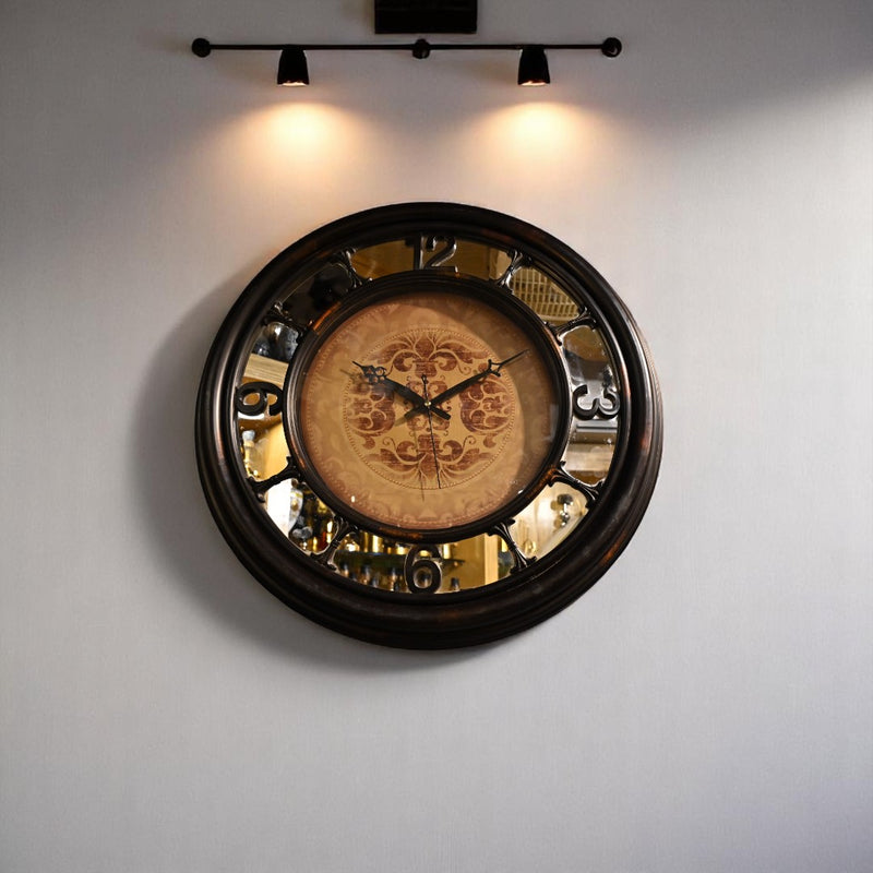 Regal Époque Vintage Wall Clock