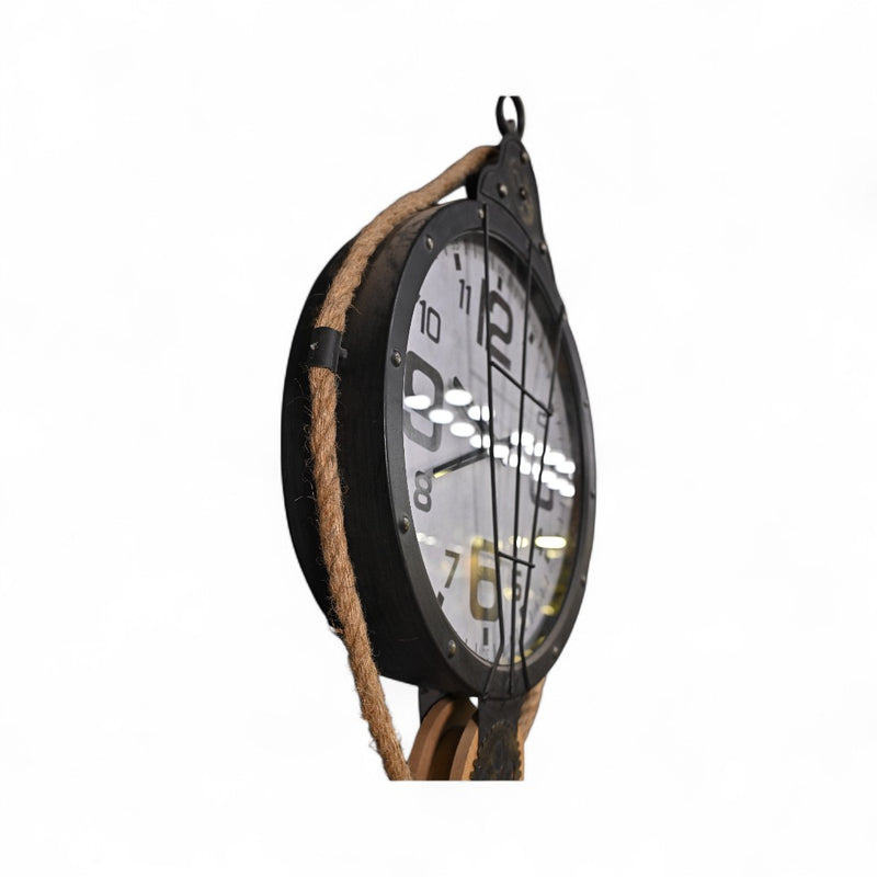 The Retro Navigator&