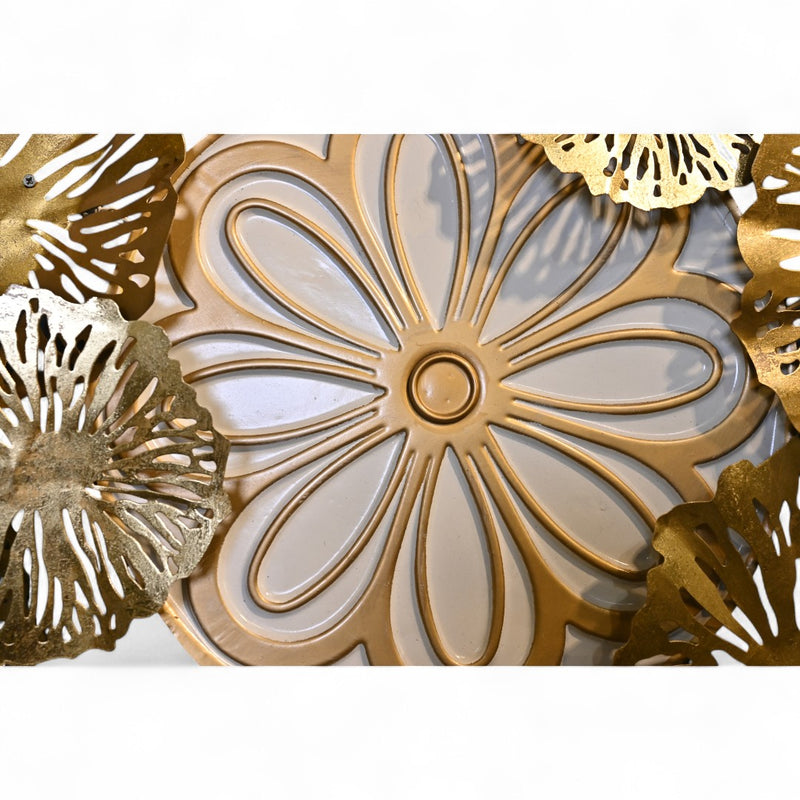 Floral Bouquet Metal Wall Motive
