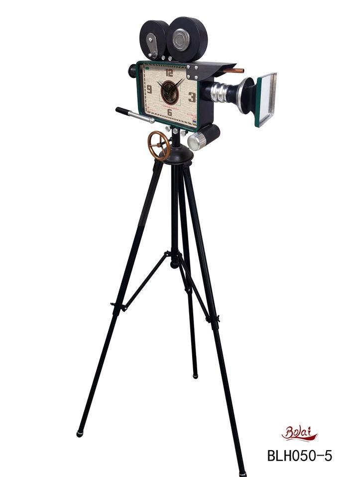 Metallic Camera Clock (71 x 71 x 158 cm)