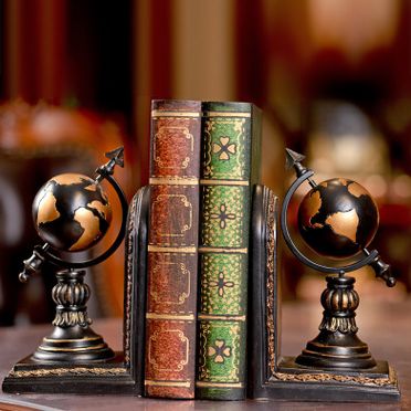 Retro fiber globe bookends
