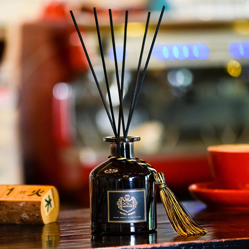 Aromatherapy Glass Diffuser (100ml)