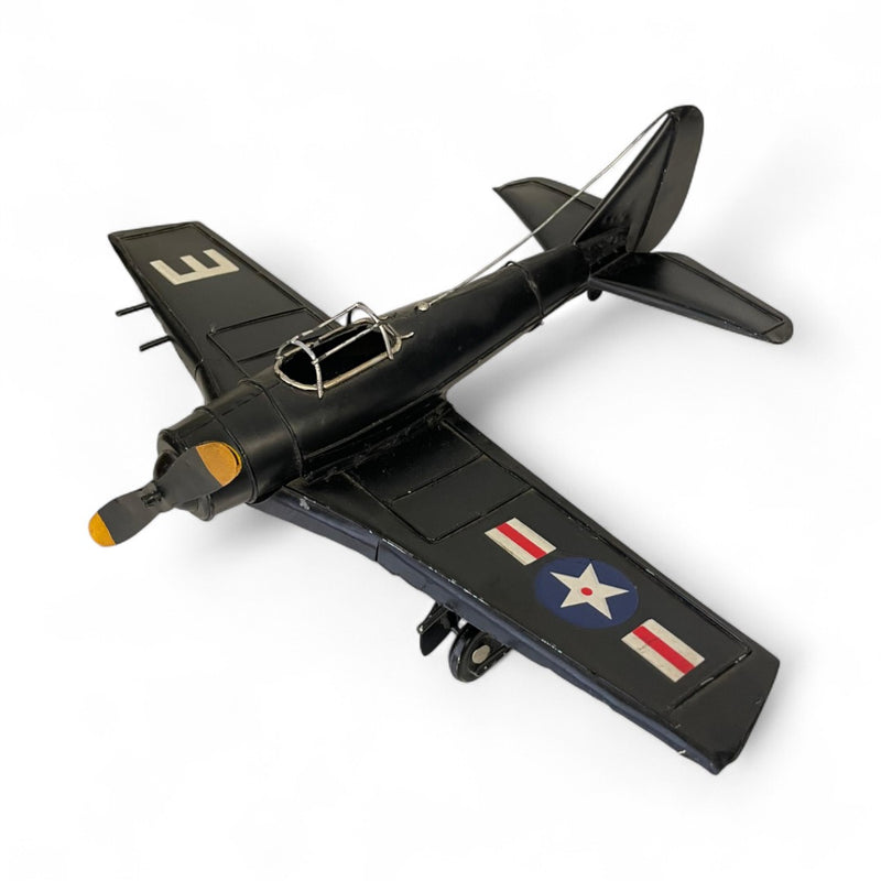 Vintage-style Airplane Decor