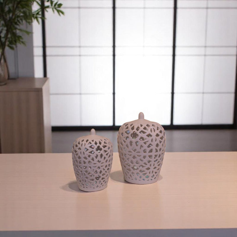 Mediocre Ginger Table Urn