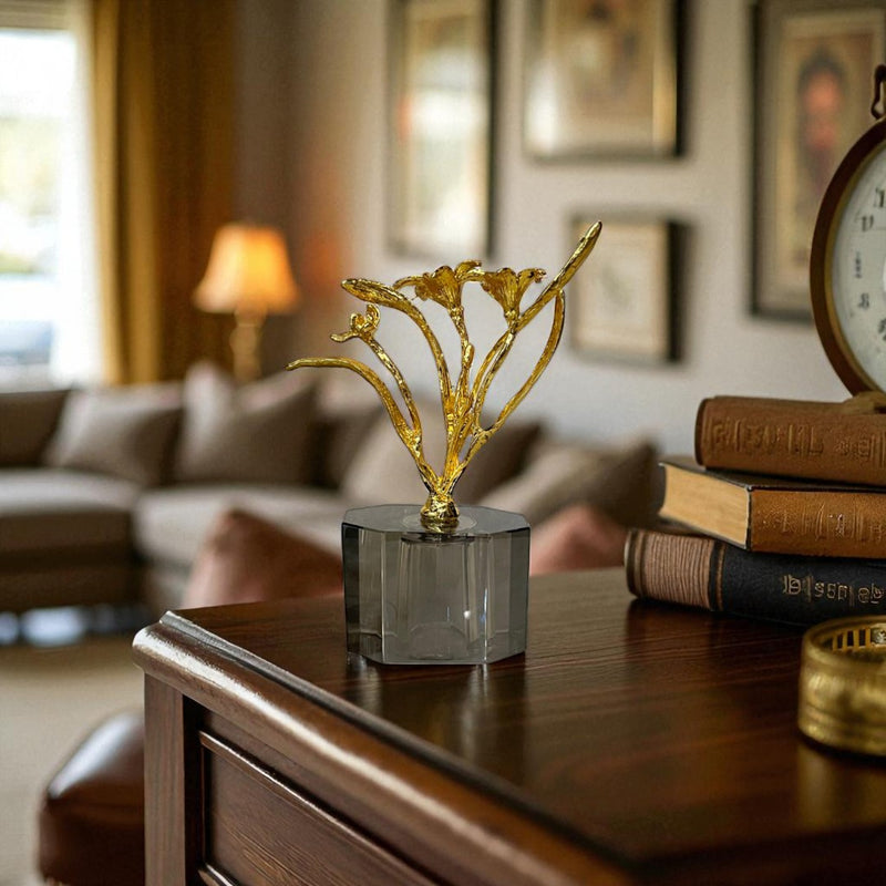 Crystal Decorative Accent – Timeless Elegance for Any Space