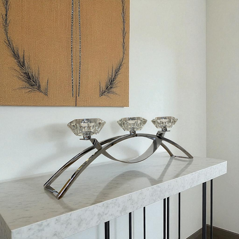 Modern Silver Candle Holder Crystal Loutus