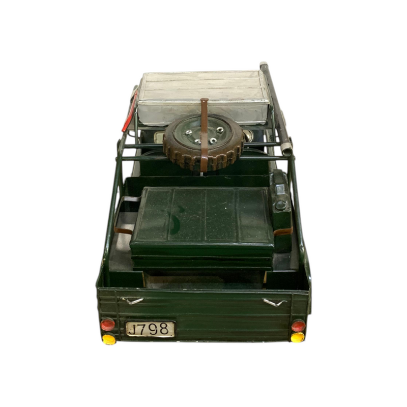 Metallic Classic Off-Road SUV Model