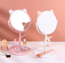 Mini Cat-Ear Pedestal Mirror