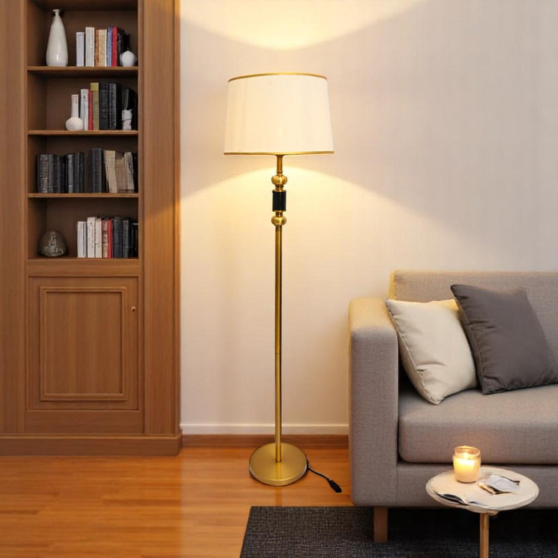 Brass line – Classic Brass Floor Lamp